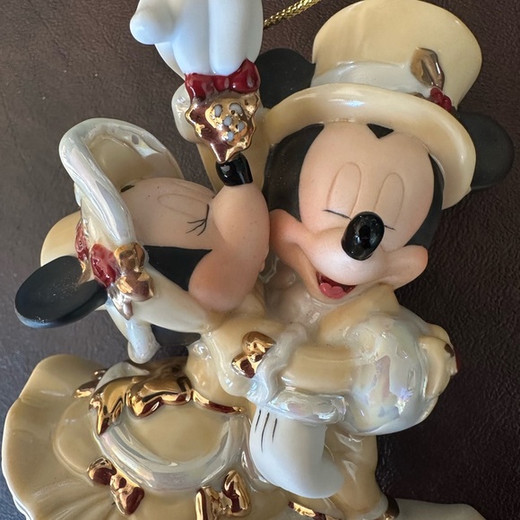 Disney Mickey and Minnie Ornament - Picture 2 of 7